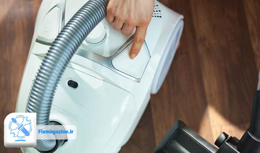 3. دکمه پاور خراب شده است