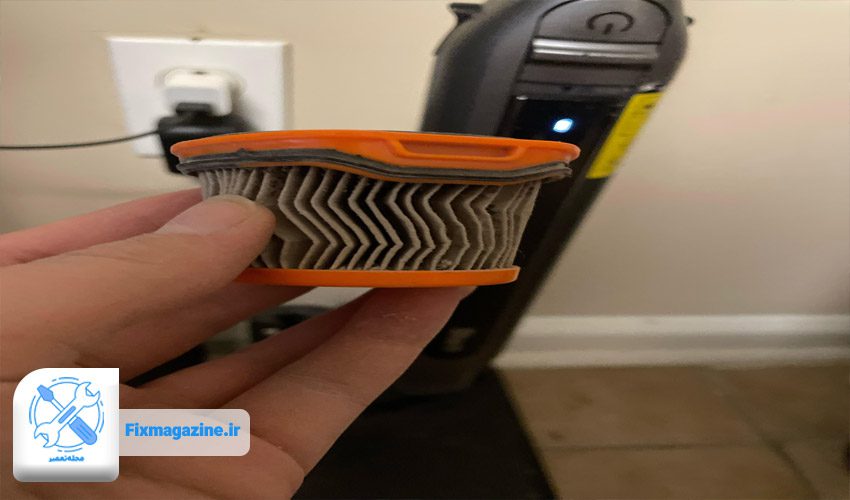 تمیز کردن فیلتر جاروبرقی برای جلوگیری از ورود غذا